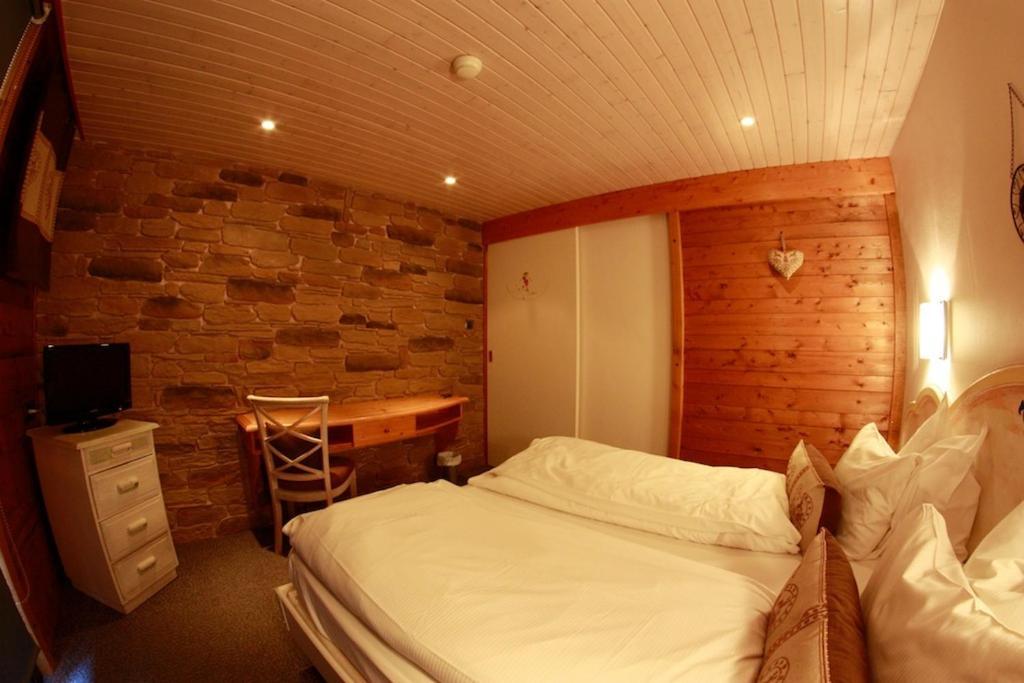 Chalet Hotel Le Collet Xonrupt-Longemer Δωμάτιο φωτογραφία